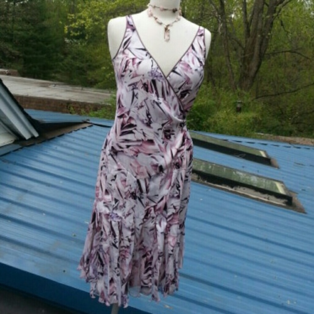 DVF silk floral purple pink white black Wrap Dress Sleeveless NWT sz8